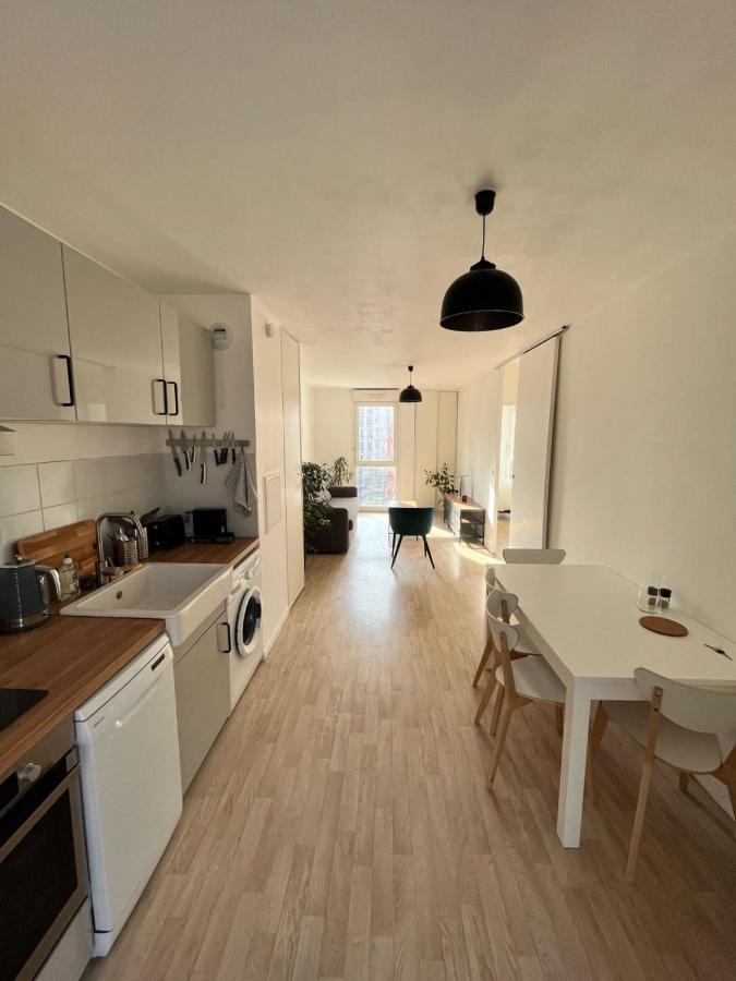 Modern And Bright Apartment Near Paris La Courneuve Exterior foto